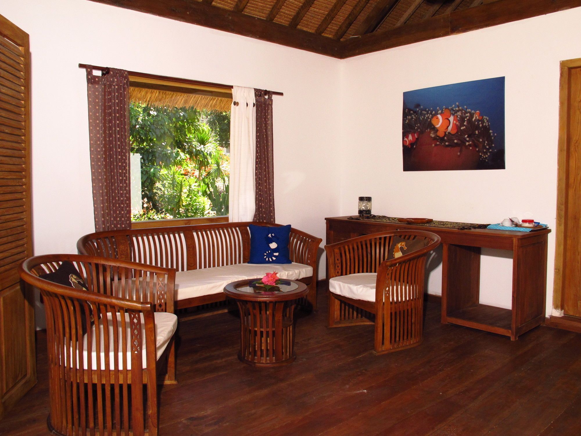 Coconut Hotel 2*